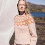 Lopi IJslands patroonboek 43 In The Clouds (Engels)