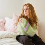 Patroon FACILE CARDIGAN -2402-2A/B - Ballerina Chunky Mohair - engels (alleen bij aankoop wol)