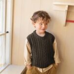 Enkel Patroon Sandnes Garn Collectie 2501 - Soft Knits for Kids - papieruitgave - engels (alleen bij aankoop wol) - keuze uit 8 modellen