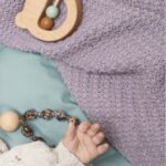 Breipakket Baby dekentje 90x90cm Sandnes Garn Tynn Merinoull met gratis patroon