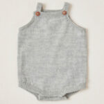 Breipakket - Baby Romper - Sandnes Garn Babyull (0 - 9 mnd)