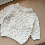 Patroon PetiteKnit - Moby Sweater Baby (engels)